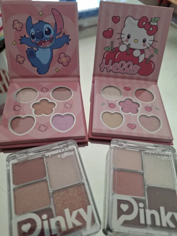 Paleta de sombra e iluminadores 