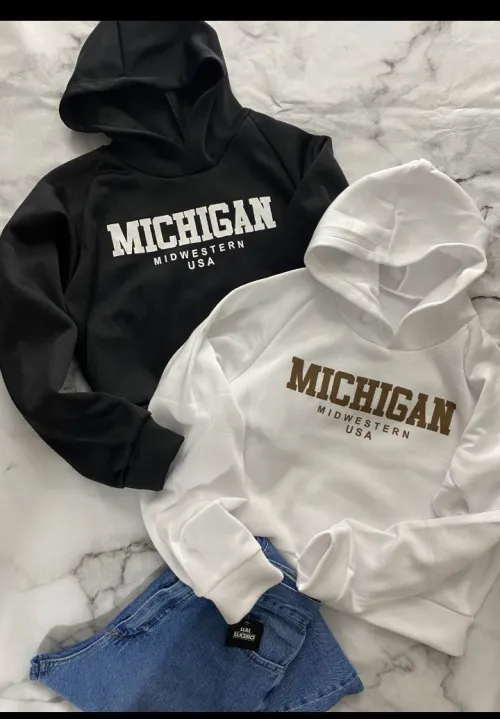 Buzo crop MICHIGAN frizado  2