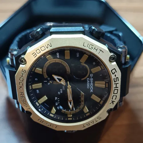 G SHOCK AVENT + PERFUME MAN BLACK 2
