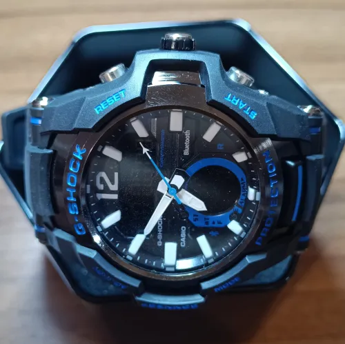 G SHOCK KOLF + PERFUME BAD HOMME 4
