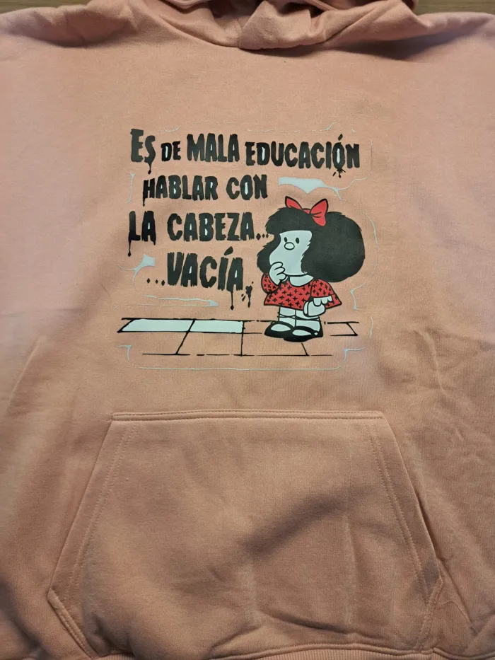 Buzo Mafalda 