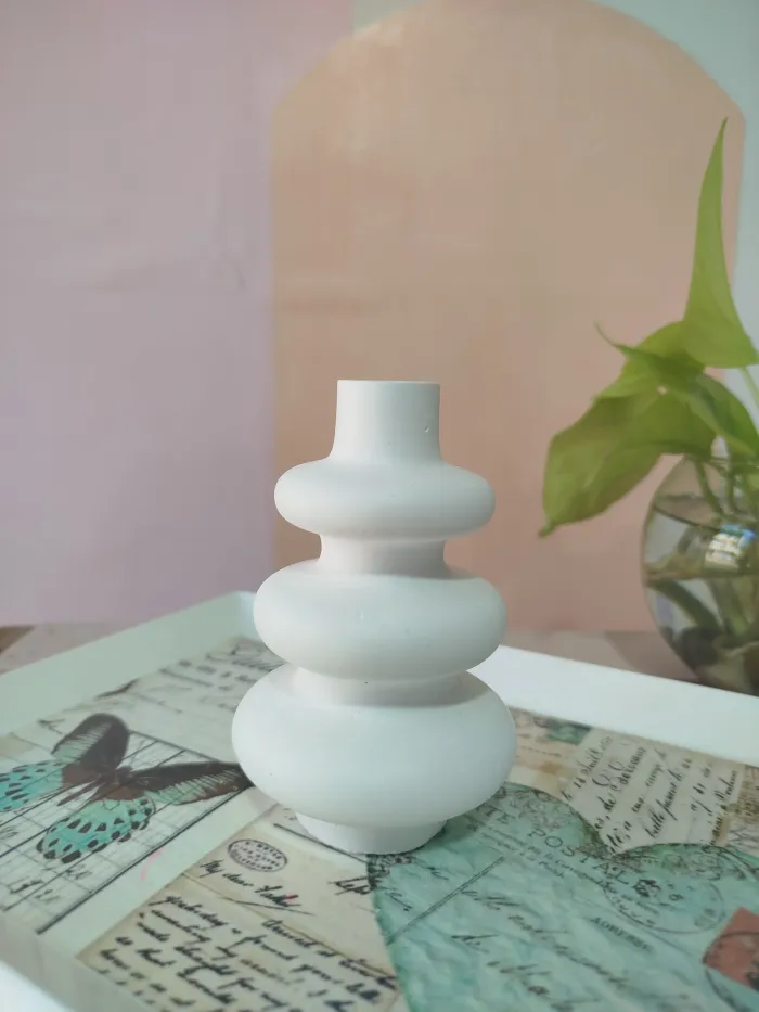 Florero espiral 10cm material en yeso paris 2