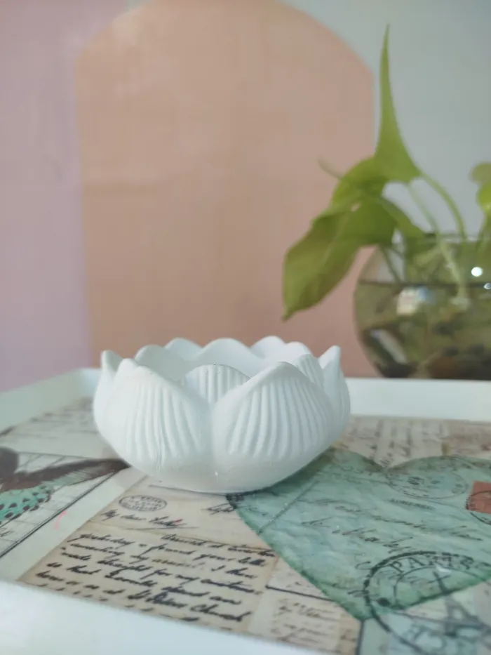 Flor de loto 🪷 7cm x 3.5 cm 2