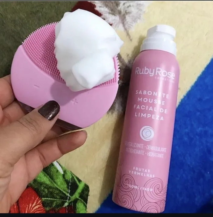 Mousse Facial de Frutos Rojos