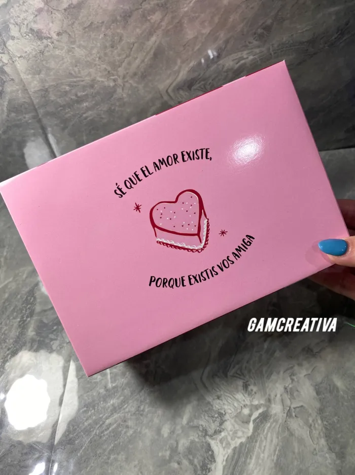 CAJA DIA DEL AMIGO 2
