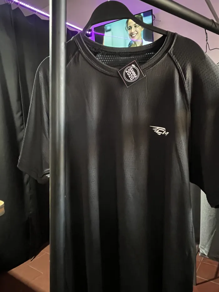 Remera con ventilación airpulse  2