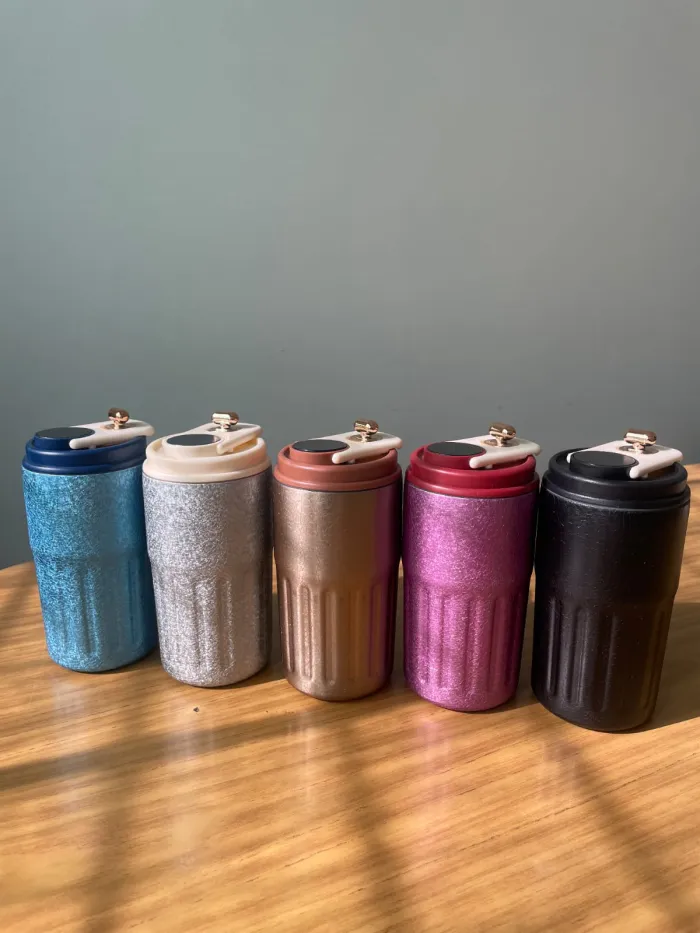 Vasos cafeteros con sensor de temperatura