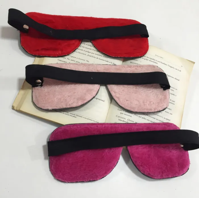 Antifaz peluche cerrado