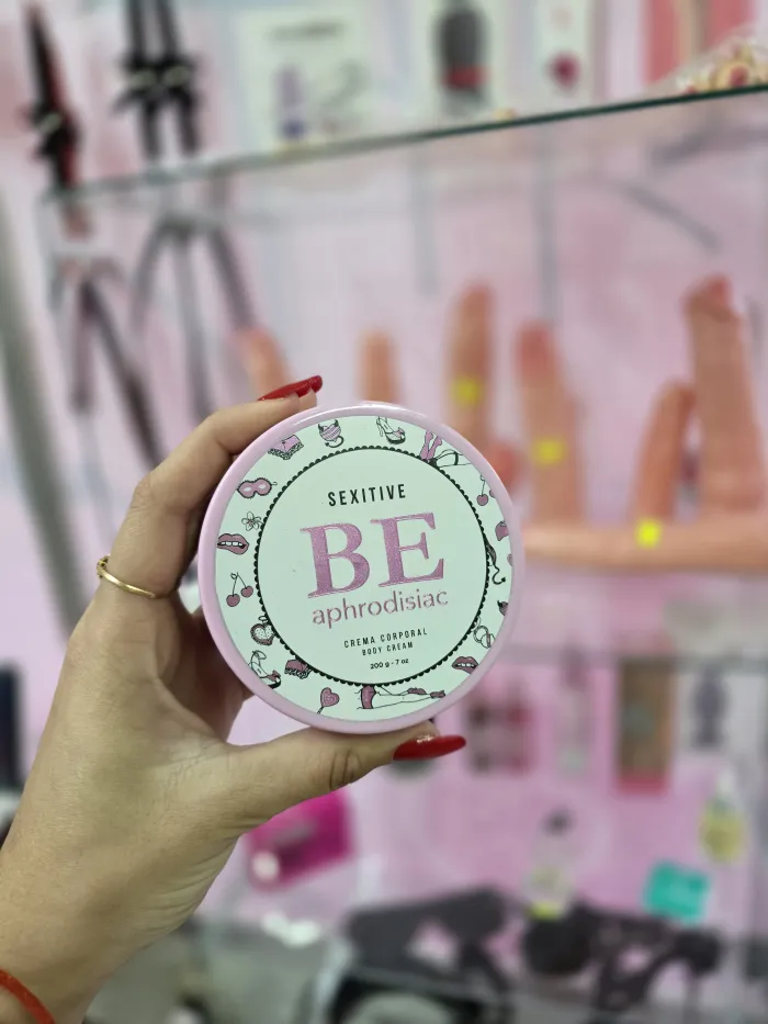 Crema perfumada con glitter
