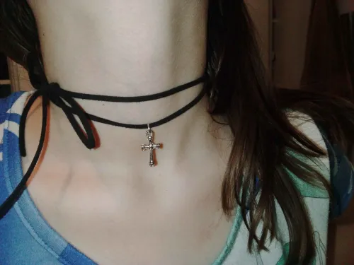 Choker de cruz  1