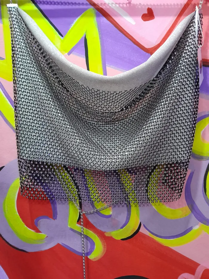 Top con strass
