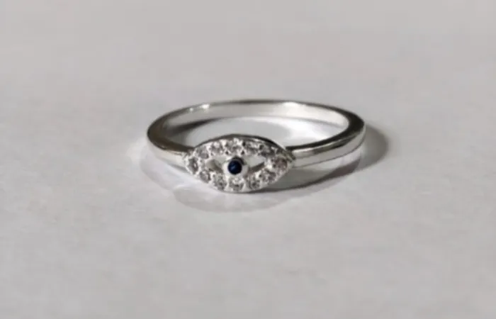 Anillo de Plata con Ojo Turco