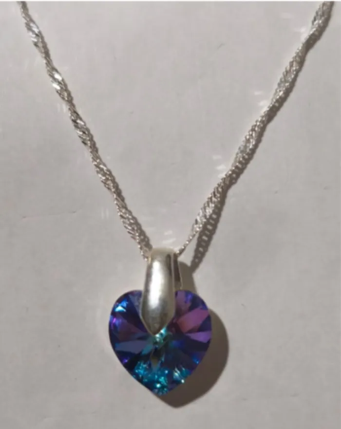 Collar de Plata Corazón de Cristal