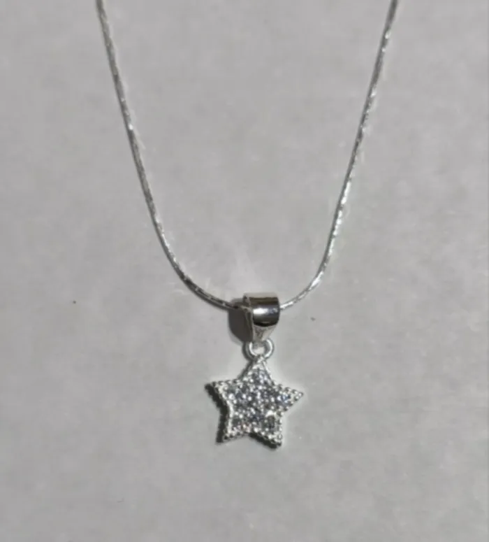 Collar de Plata con Colgante de Estrella