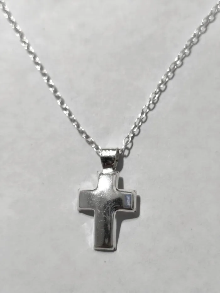Collar Cruz de Plata