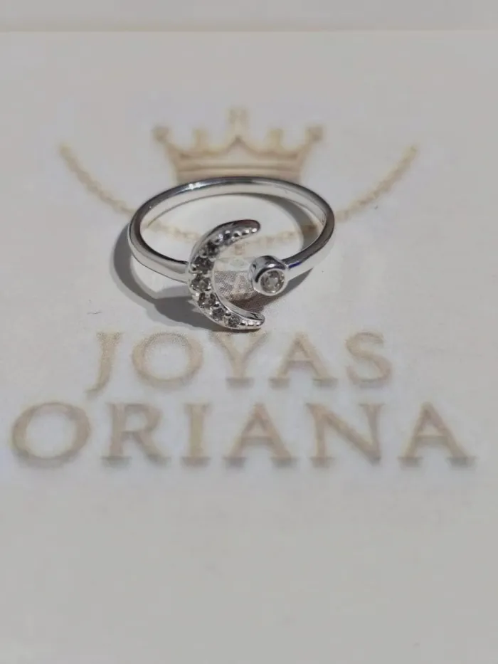 Anillo Media Luna con Brillantes