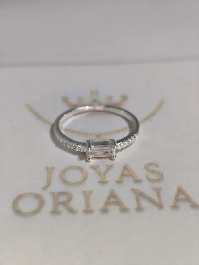 Anillo de Plata con Piedra 