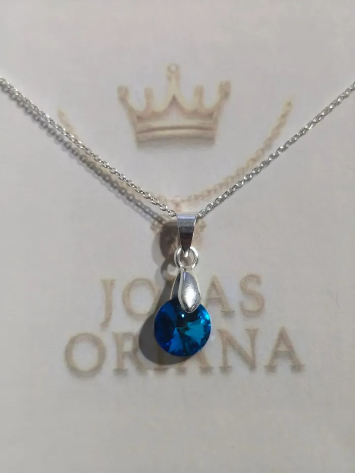 Collar de Plata con Piedra Azul