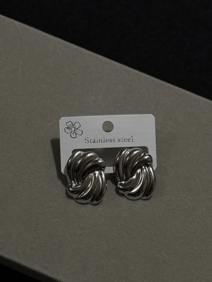 Par de aros estilo Chucky