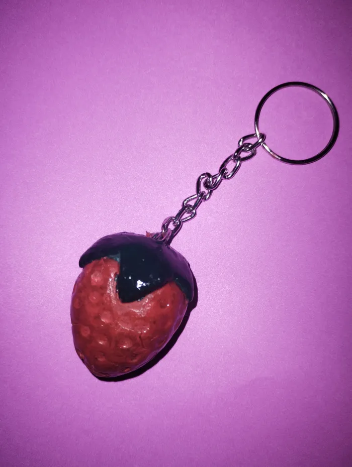 Llavero de Frutillita
