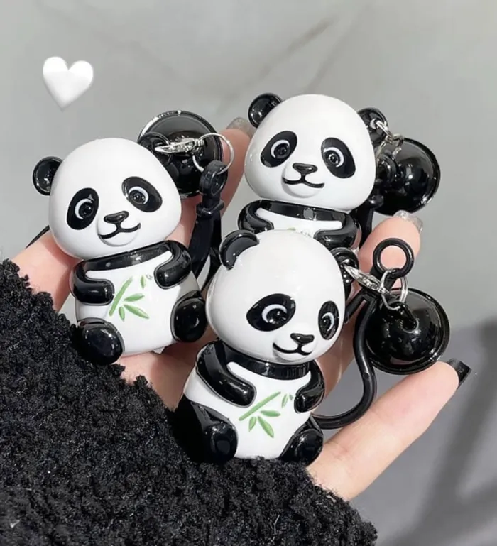 Labial matte llaverito panda 