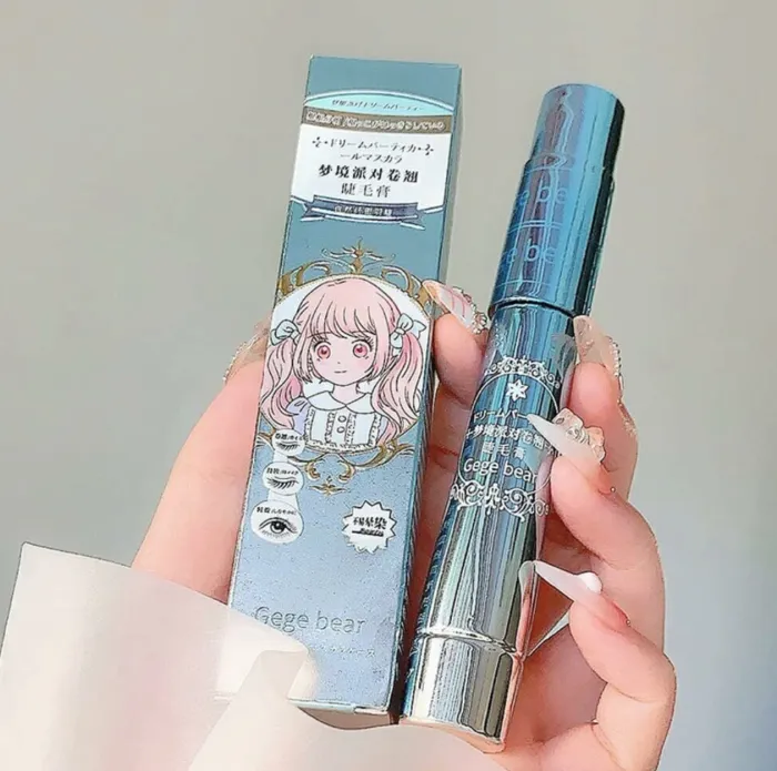 Máscara de pestañas gege bear muñequita 