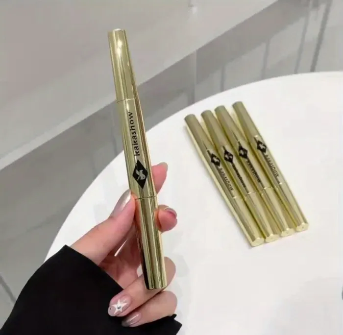 Labial en barra + delineador de labios kakashow 