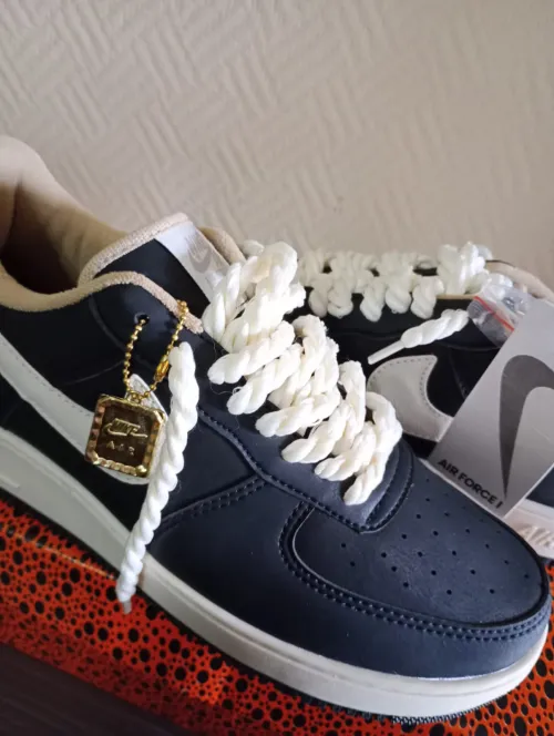 Nike premium 
