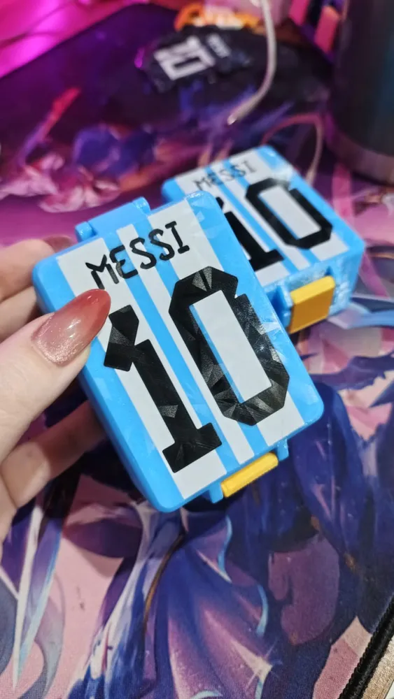 Caja para figuritas del Mundial 2