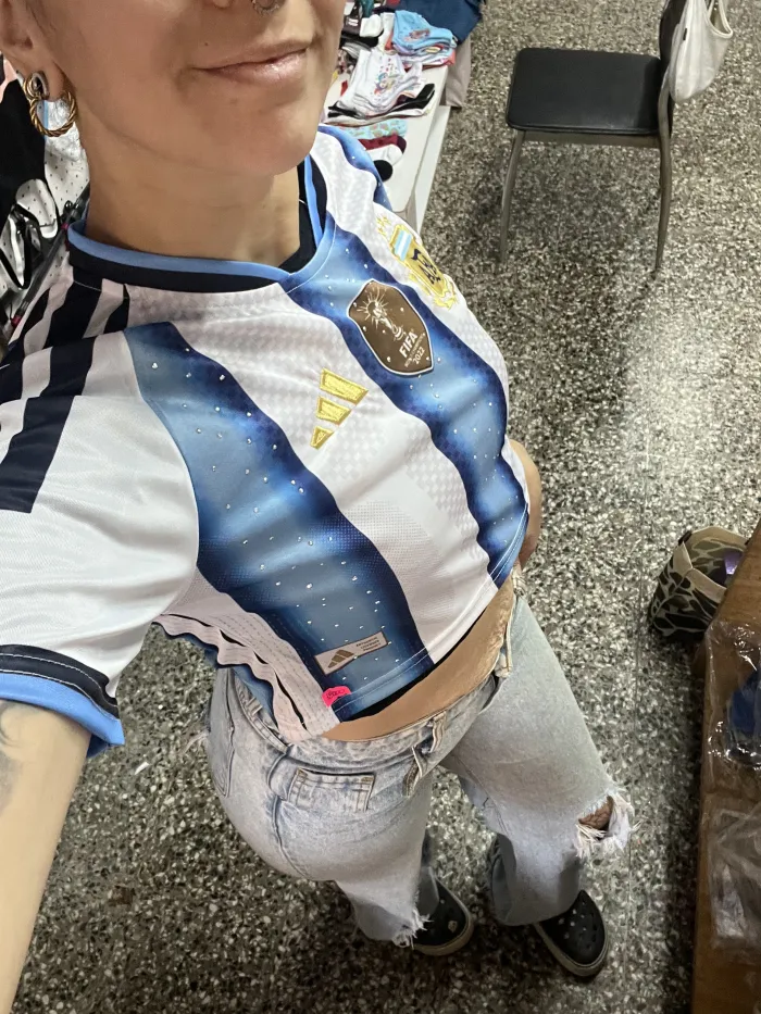 Camiseta Argentina con brillos ✨
