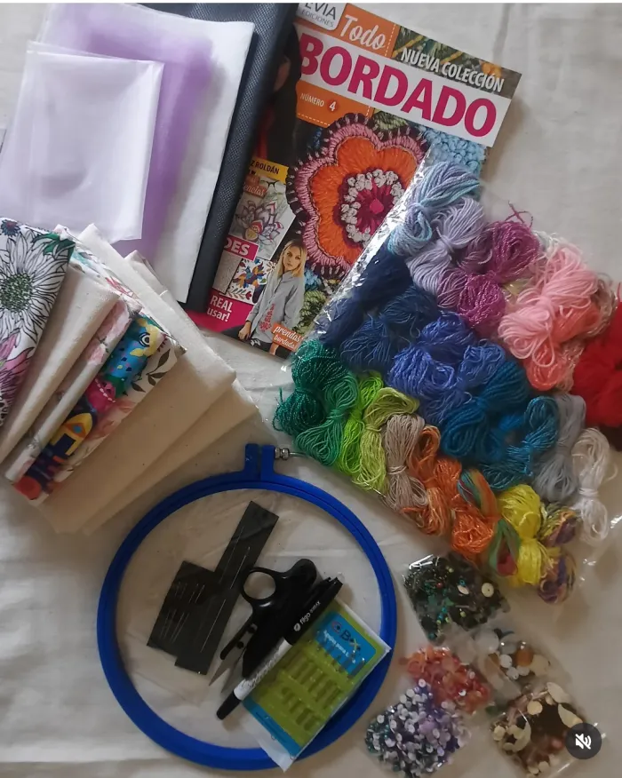 KIT DE BORDADO MEDIANO