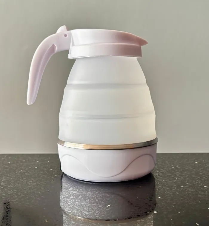 Tetera Eléctrica Plegable