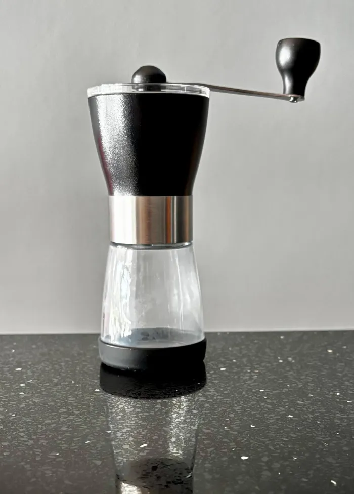 Molino Manual con Tolva de Acrílico