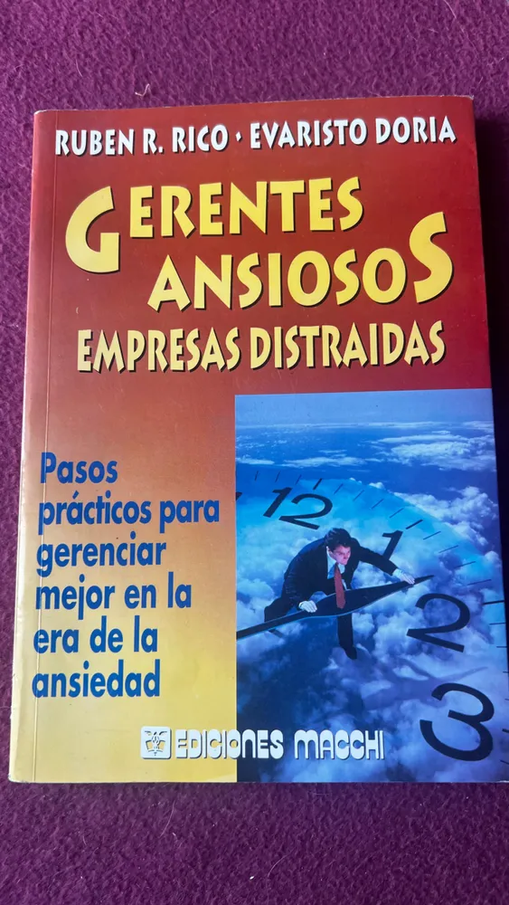 Gerentes ansiosos, empresas distraídas