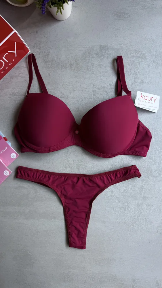 Conjunto DELIA de Kaury 2