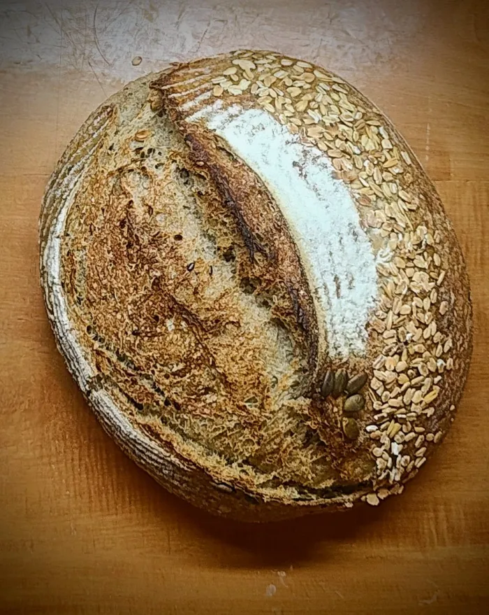 Pan multisemillas de masa madre