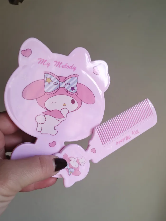 Espejo pie + Peine Sanrio