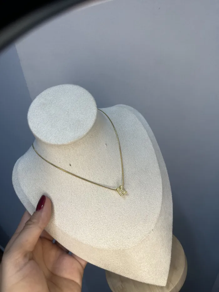 Collar inicial K