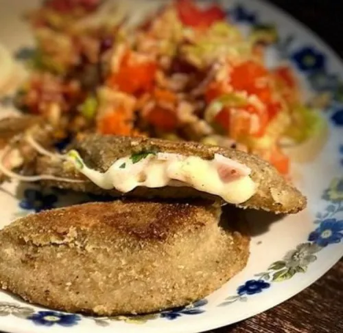 Milas de soja rellena de jamón y muzzarella