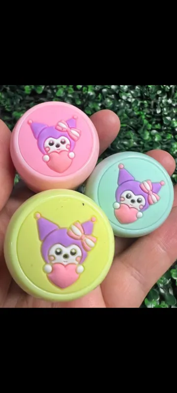 Bálsamo labial Kuromi 2