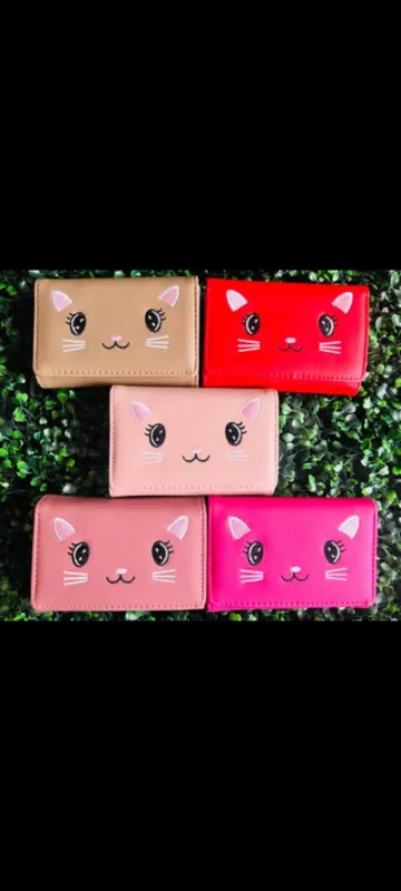 Billetera mediana gatito con broche  1
