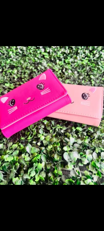 Billetera mediana gatito con broche  2