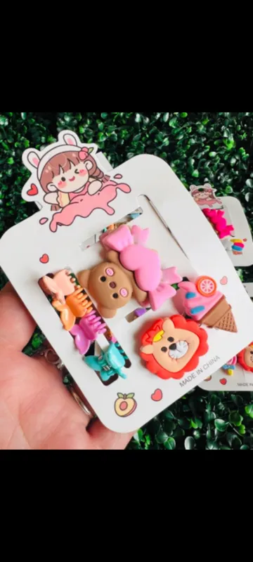 Set de colitas, hebillas y brochecitos p/ el pelo 2