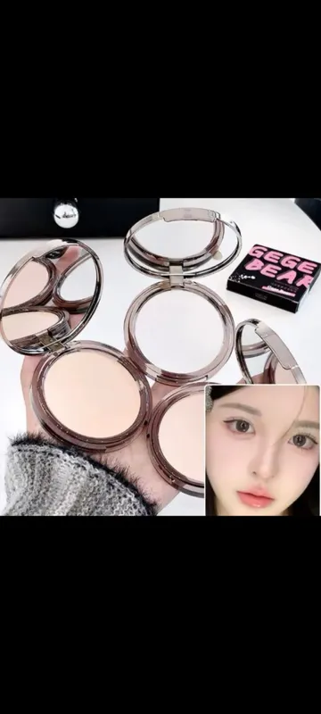 Polvo compacto Gege Bear 4