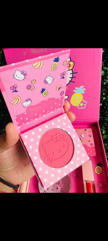 Set de maquillaje Kitty fucsia  4