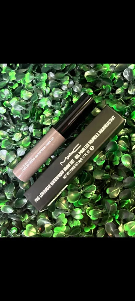 Tinta para cejas MAC 2