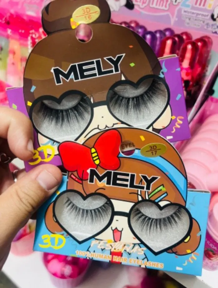 Pestañas MELY muñeca