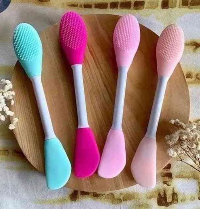 Espatula para skincare chica