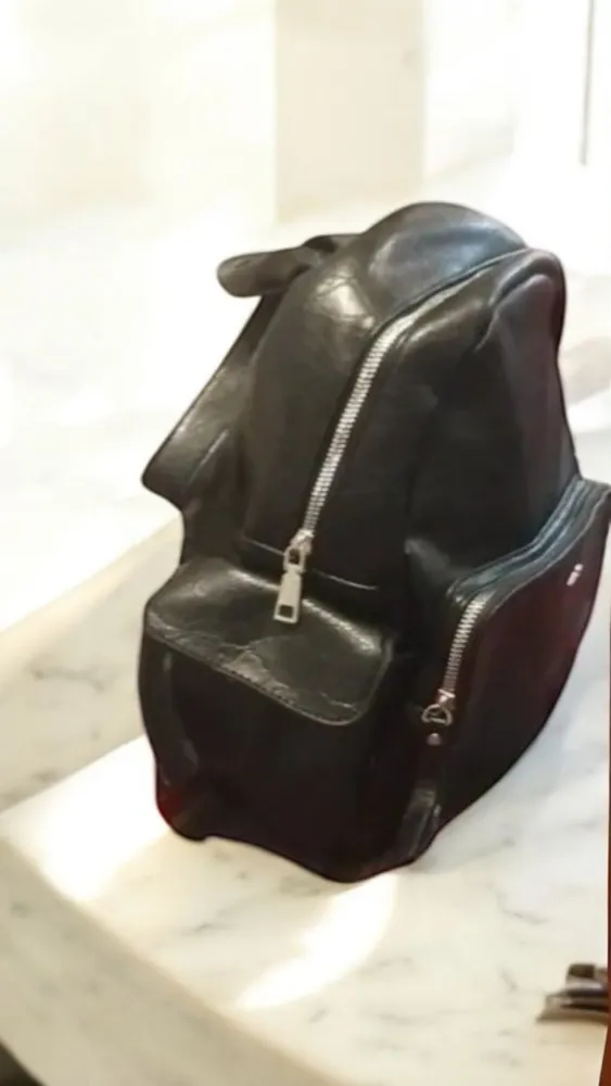 Mochila negra cuero Pu brillante Venice 2