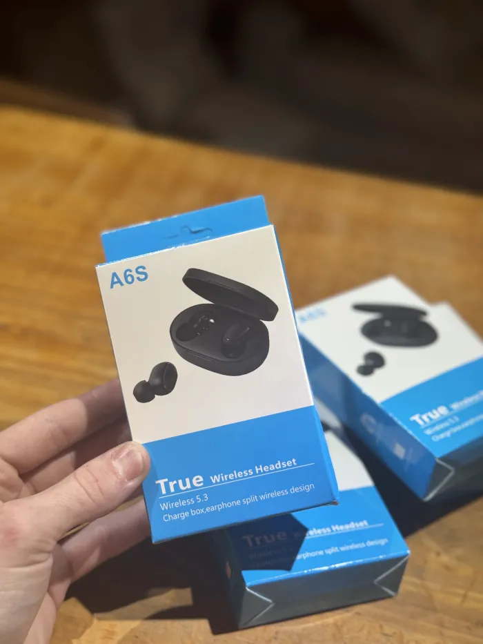 Auriculares A6S 2